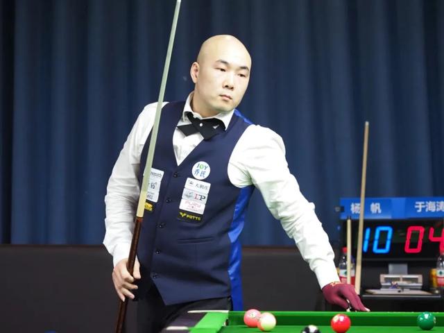 容的老布什 容的老布什