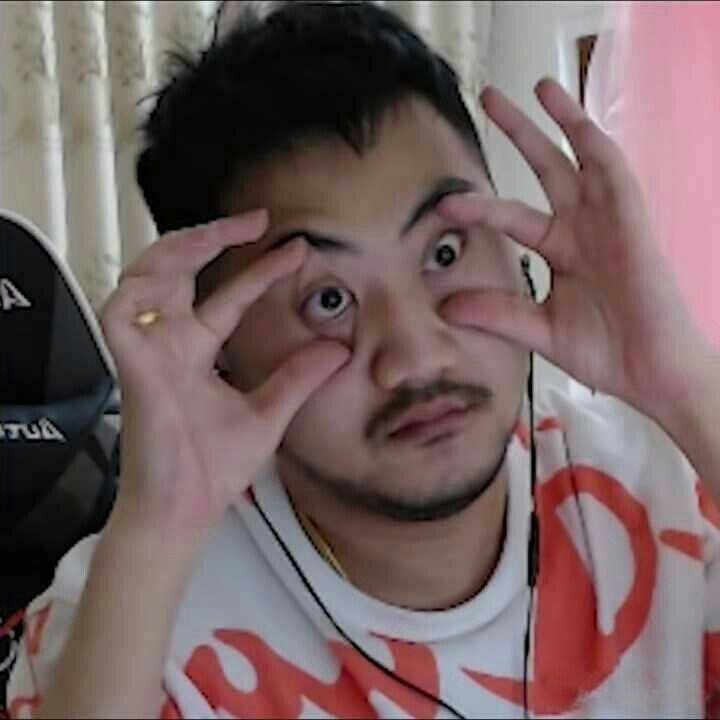 清晨的球场 清晨的球场