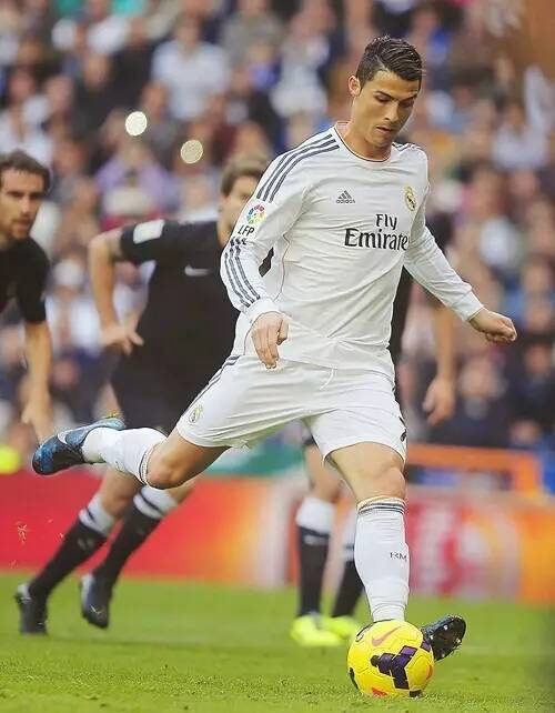 无疑是严峻 无疑是严峻