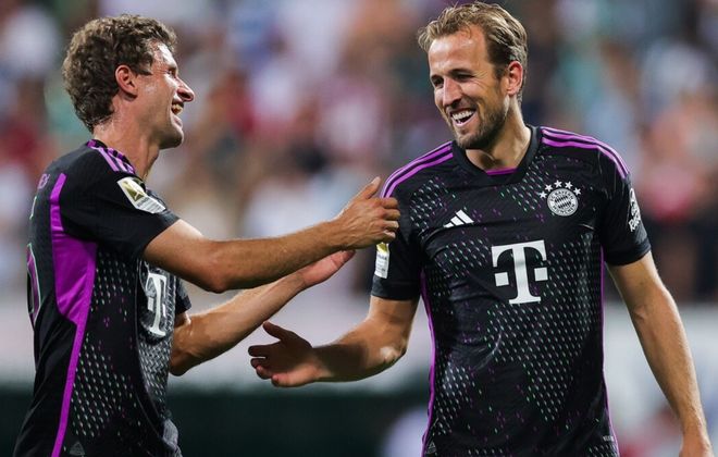 草地拔河雨 草地拔河雨